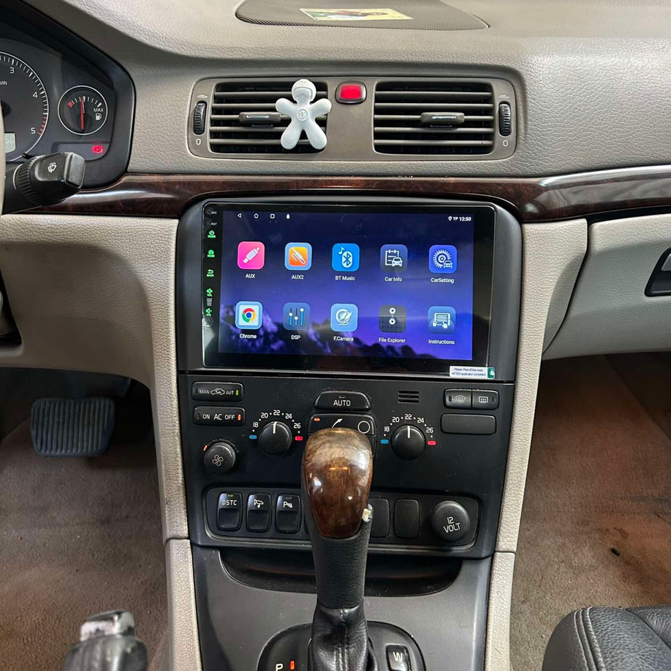 Navigatie Volvo S80 I (2001-2006) dedicata, MaxTech® PRO SERIES, 8 GB Ram 128 GB Rom, OctaCore, Carplay si Android auto, Ecran 9” HD Touch, Sim 4G, ADI/HI-Res, GPS, Wifi, Bluetooth, Radio, USB, EQ, DSP, Waze