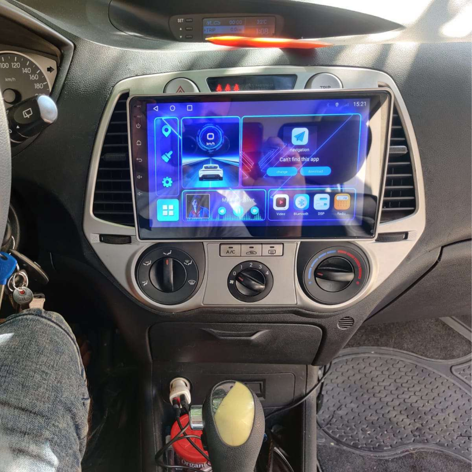 Navigatie Hyundai i20 I (2008-2012) Pre-facelift dedicata, MaxTech® PRO SERIES, 6 GB Ram 128 GB Rom, Carplay si Android auto, Ecran 9” HD Touch, GPS, Wifi, Bluetooth, Radio, USB, EQ, DSP, Waze