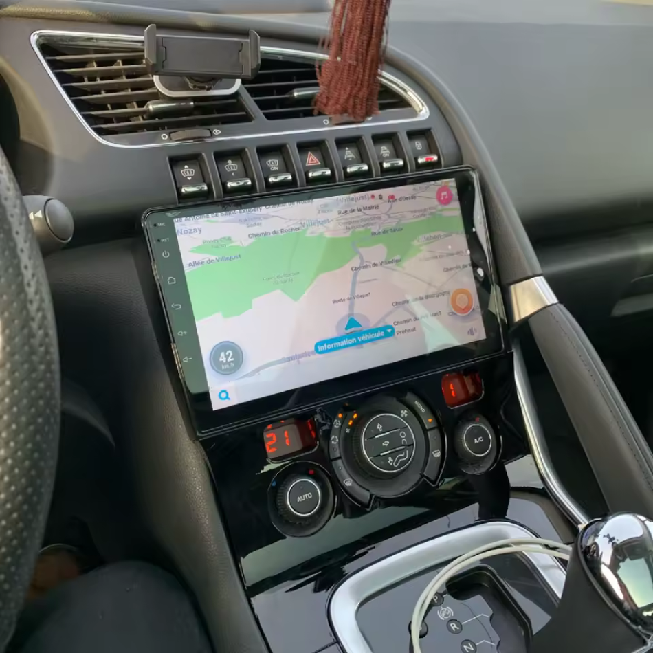 Navigatie Peugeot 3008 (2013-2016) facelift dedicata, MaxTech® PRO SERIES, 8 GB Ram 128 GB Rom, OctaCore, Carplay si Android auto, Ecran 9” HD Touch, Sim 4G, ADI/HI-Res, GPS, Wifi, Bluetooth, Radio, USB, EQ, DSP, Waze
