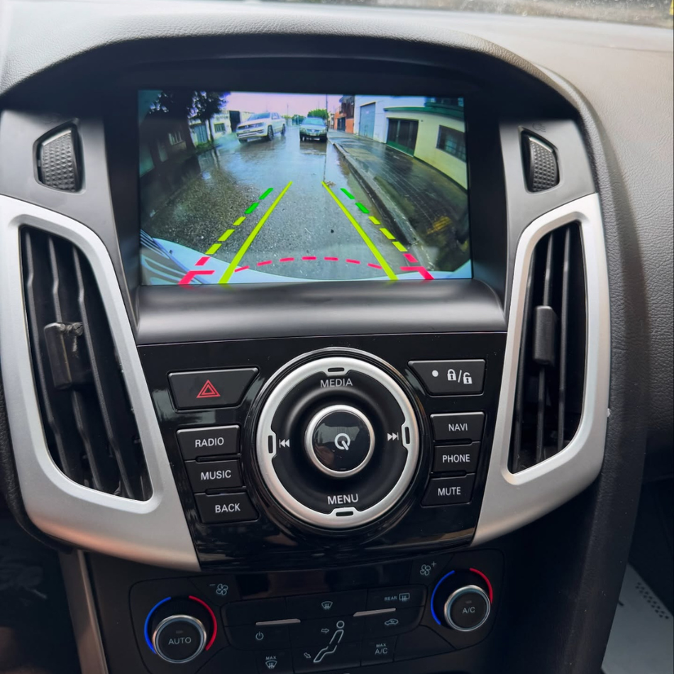 Navigatie Ford Focus III (2011-2014) dedicata, MaxTech® PRO SERIES, 8 GB Ram 128 GB Rom, OctaCore, Carplay si Android auto, Ecran 9” HD Touch, Sim 4G, ADI/HI-Res, GPS, Wifi, Bluetooth, Radio, USB, EQ, DSP, Waze
