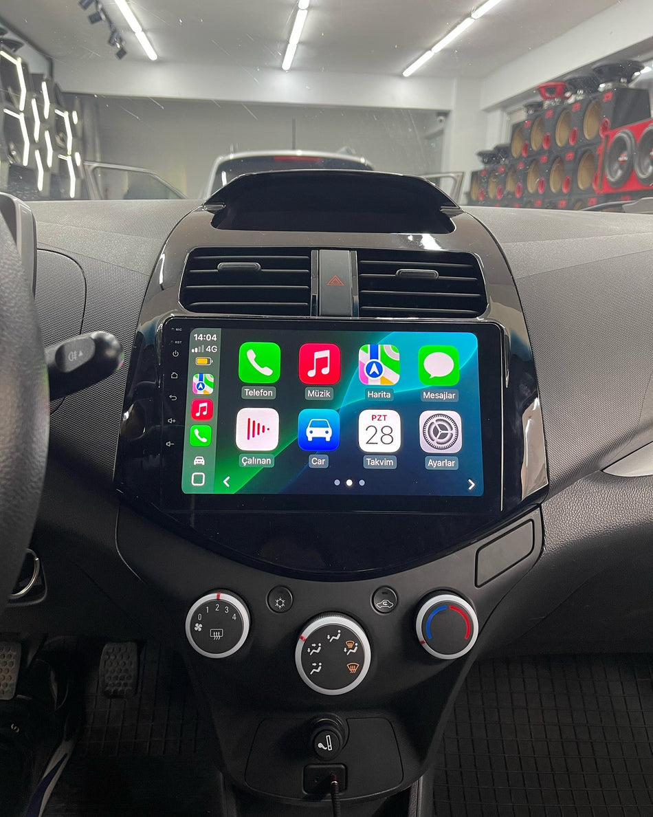 Navigatie Chevrolet Spark (2011-2015) dedicata, MaxTech® PRO SERIES, 8 GB Ram 128 GB Rom, OctaCore, Carplay si Android auto, Ecran 9” HD Touch, Sim 4G, ADI/HI-Res, GPS, Wifi, Bluetooth, Radio, USB, EQ, DSP, Waze