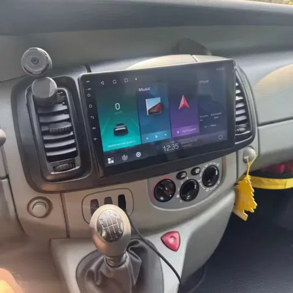 Navigatie Renault Trafic II / Opel Vivaro A / Nissan Primastar (2001–2014) dedicata, MaxTech® PRO SERIES, 8 GB Ram 128 GB Rom, OctaCore, Carplay si Android auto, Ecran 10” HD Touch, Sim 4G, ADI/HI-Res, GPS, Wifi, Bluetooth, Radio, USB, EQ, DSP, Waze