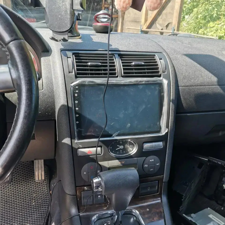 Navigatie  Ford Mondeo 3 (2004-2007) dedicata, MaxTech® PRO SERIES, 8 GB Ram 128 GB Rom, OctaCore, Carplay si Android auto, Ecran 9” HD Touch, Sim 4G, ADI/HI-Res, GPS, Wifi, Bluetooth, Radio, USB, EQ, DSP, Waze