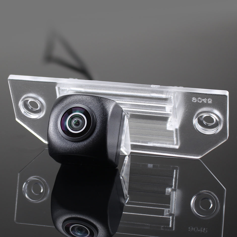 Camera marsarier Ford Focus II sedan, C-Max I dedicata, MaxTech ECO, suport lampa numar OEM, Fisheye CVBS 720x480, unghi 120 grade, RCA, navigatii Android aftermarket