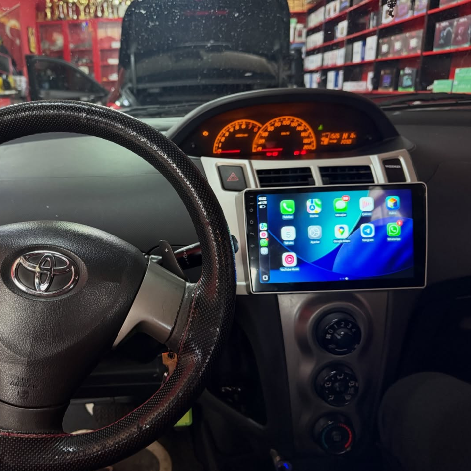 Navigatie Toyota Yaris II (2005-2011) XP90 dedicata, MaxTech® PRO SERIES, 8 GB Ram 128 GB Rom, OctaCore, Carplay si Android auto, Ecran 9” HD Touch, Sim 4G, ADI/HI-Res, GPS, Wifi, Bluetooth, Radio, USB, EQ, DSP, Waze