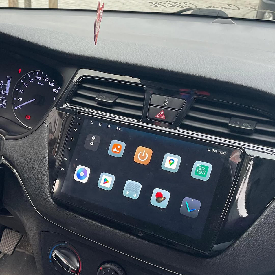 Navigatie Hyundai i20 II (2014-2017) dedicata, MaxTech® PRO SERIES, 4 GB Ram 64 GB Rom, Carplay si Android auto, Ecran 9 ” HD Touch, GPS, Wifi, Bluetooth, Radio, USB, EQ, DSP, Waze
