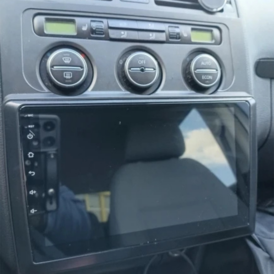 Navigatie Volkswagen Touran I (2004–2008) dedicata, MaxTech® PRO SERIES, 2 GB Ram 64 GB Rom, Carplay si Android auto, Ecran 10” HD Touch, GPS, Wifi, Bluetooth, Radio, USB, EQ, DSP, Waze