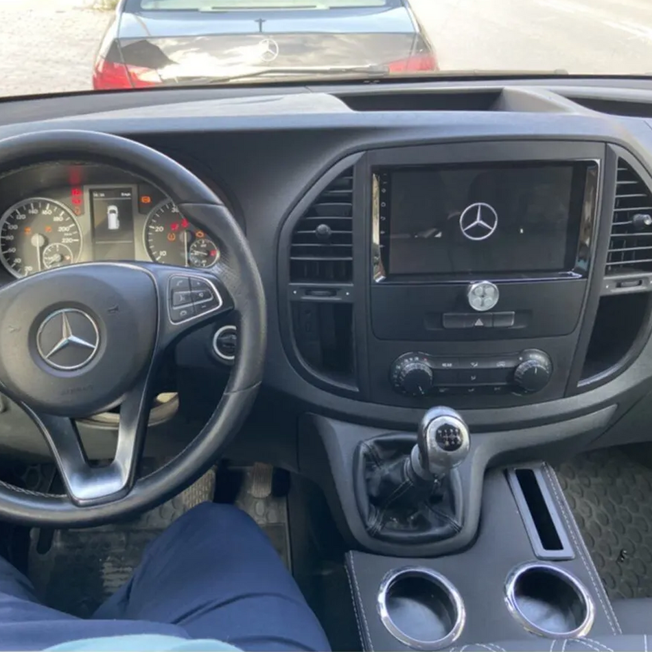 Navigatie Mercedes B-Class(2008–2011),Vito (2006–2014),Viano(2006–2014),Sprinter(2006–2012)VW Crafter(2006-2016)dedicata, MaxTech® PRO SERIES, 2 GB Ram 64 GB Rom, Carplay si Android auto, Ecran 9” HD Touch, GPS, Wifi, Bluetooth, Radio, USB, EQ, DSP, Waze